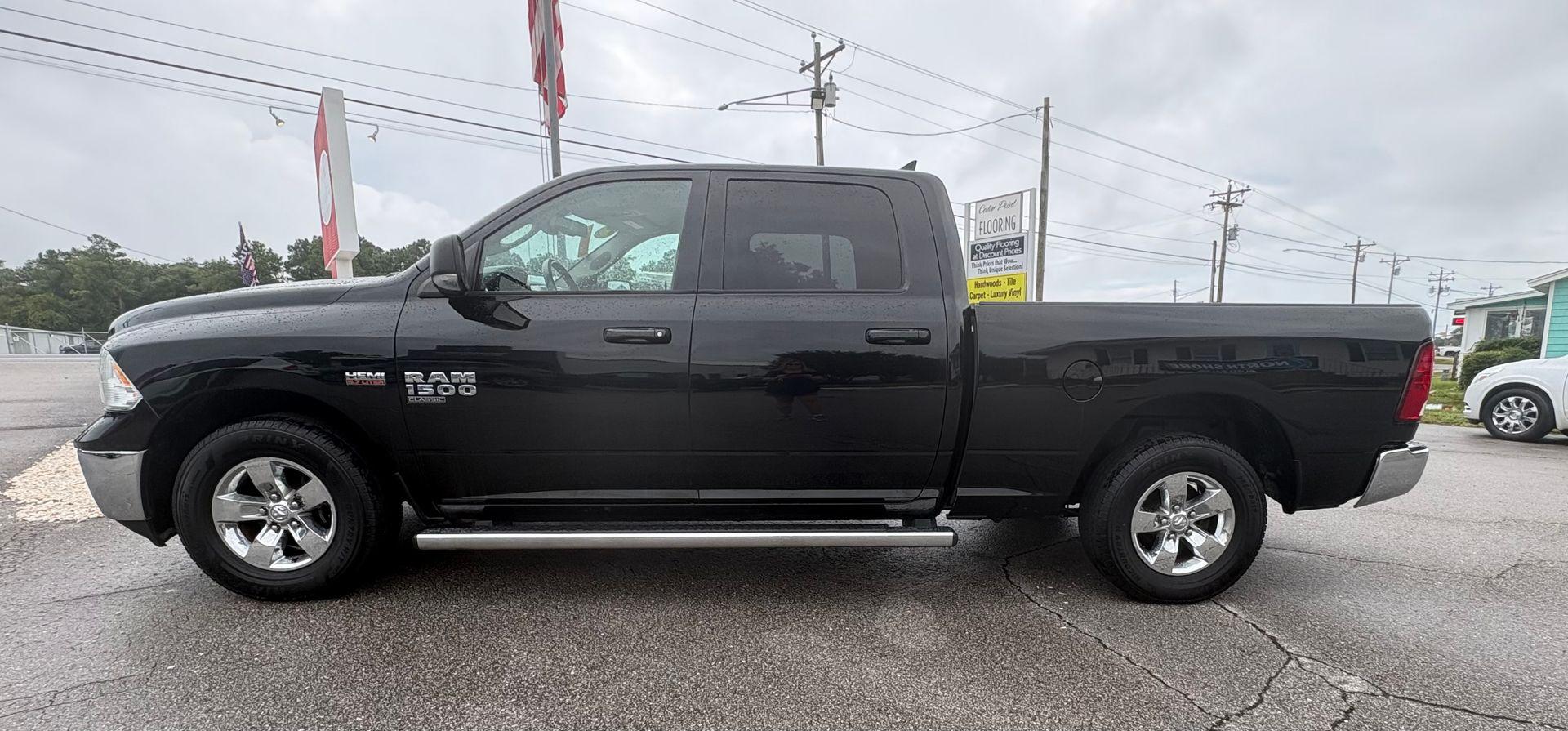 ram ram 1500 classic 2020 1C6RR6TT4LS135973 image ram ram 1500 classic 2020 1C6RR6TT4LS135973 image